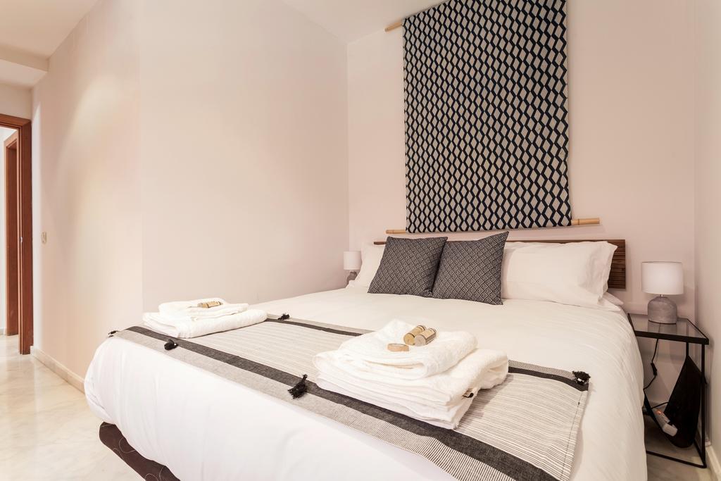 Luxury Rooftop - Space Maison Sevilla